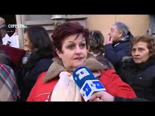 Aplausos y vítores arropan la visita de doña Sofía al Cristo de Medinaceli