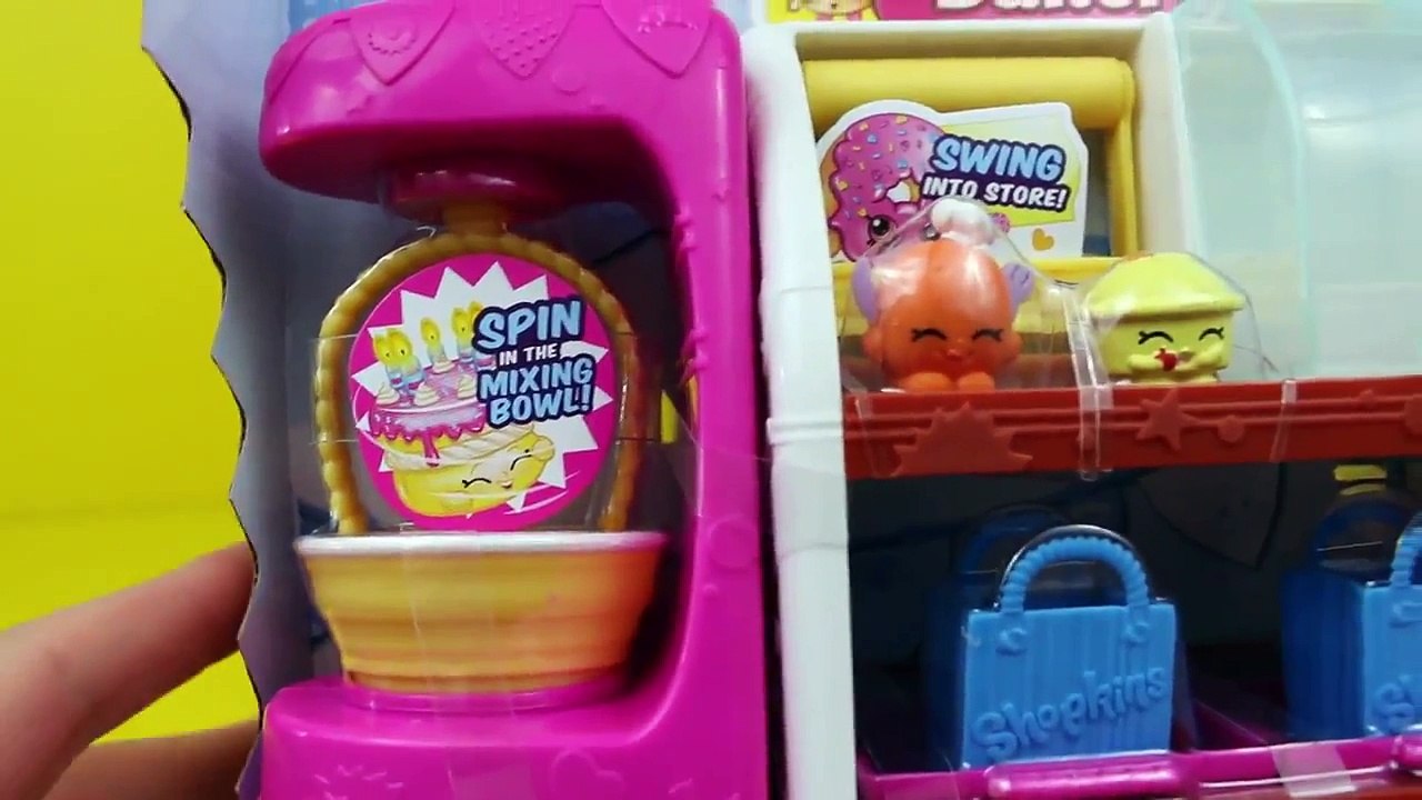 Shopkins with Frozen Elsa Anna and Duplo Lego Spiderman Bakery Shop Kins Playset ToysReviewToys