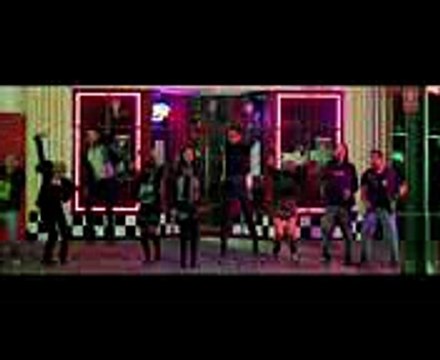 _ek-main-aur-ekk-tu title song_ _ Imran Khan _ Kareena Kapoor - YouTube_mpeg4