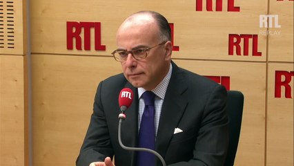 Bernard Cazeneuve : "La boîte noire de l'A320 est endommagée mais exploitable"