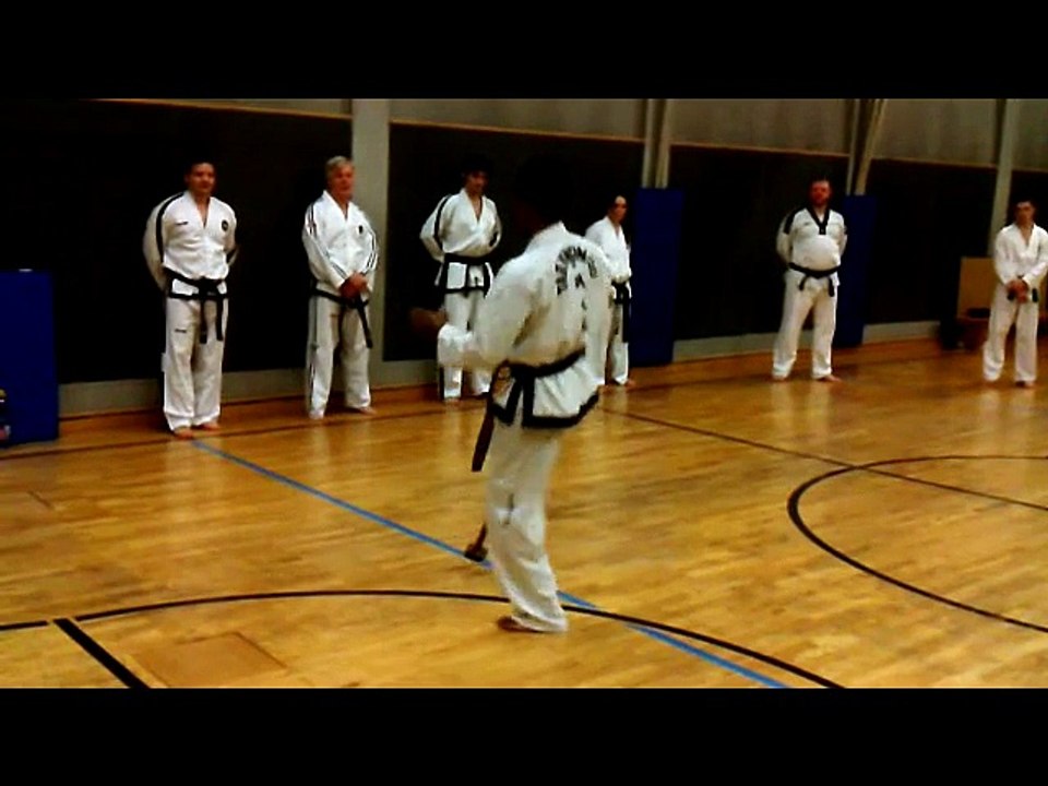 Kemal Kasim beim Training in Köln