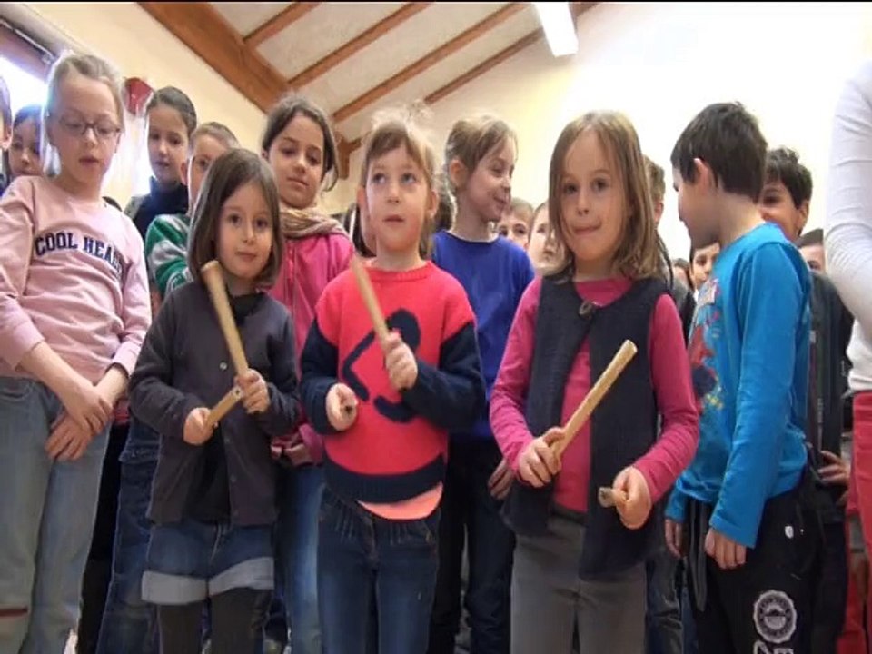 [École en chœur] Académie de Lyon-Ecole primaire publique à Saint Julien