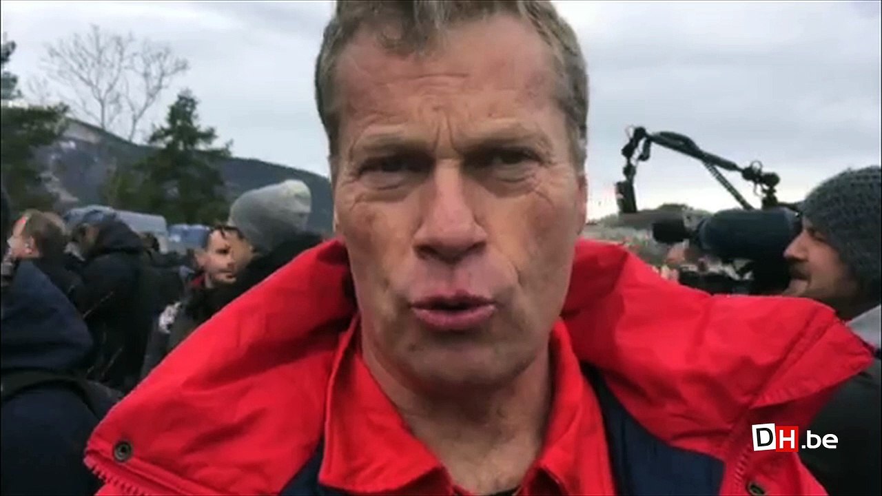 Crash dans les Alpes: les secouristes au travail.