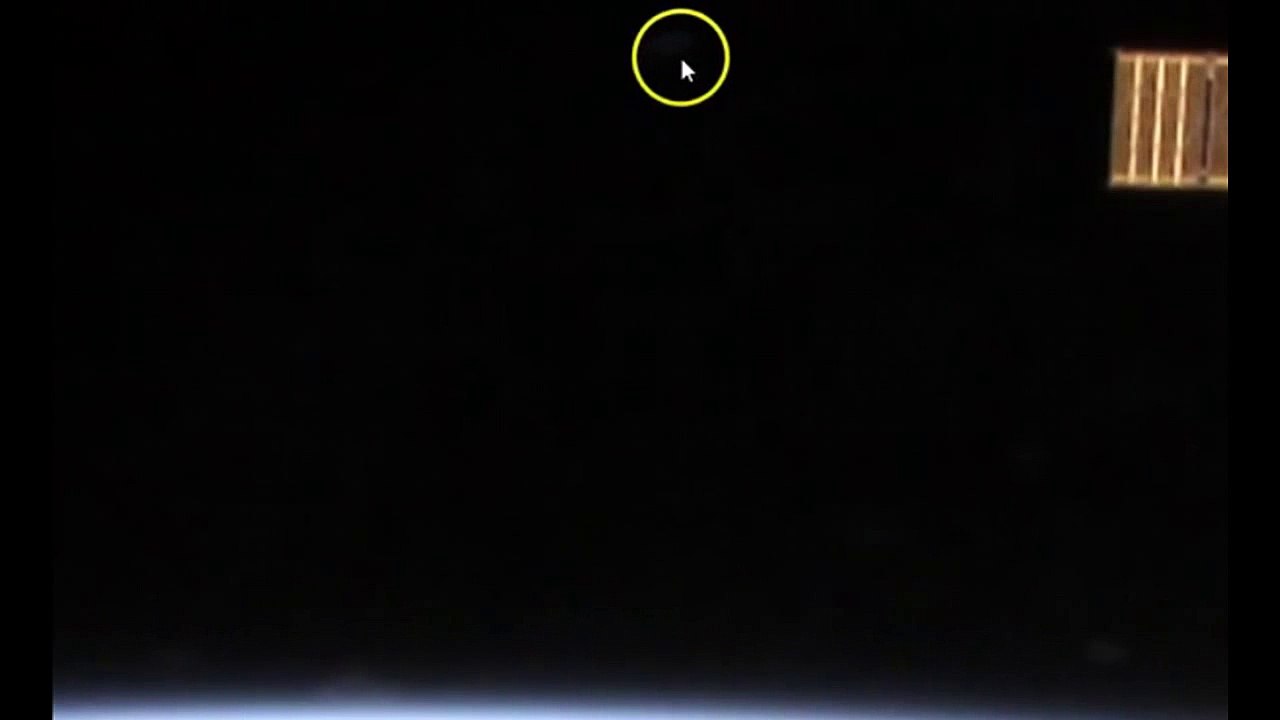 BOOM! BEST UFO's CAUGHT ON ISS LIVE STREAM   3/25/15