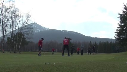 Journée au Golf des Volcans: le clip