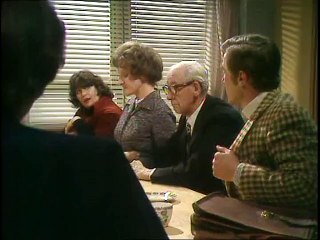 Maggie & Her. Mr. Right. Series 1 Episode 3