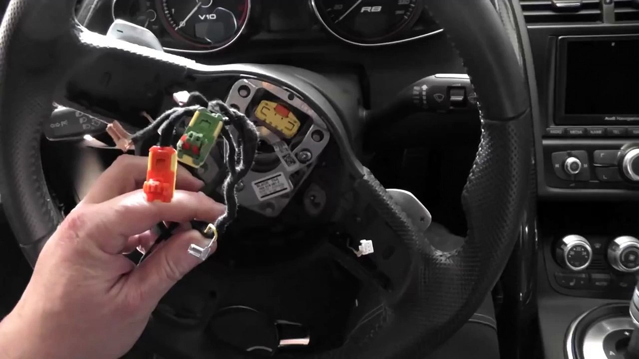 Audi R8 F1 Lenkradumbau,R8 Carbon Lenkrad F1; R8 Styling