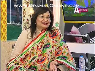 Laila batate huye k kese Sangeeta Aapa ne usse time pe na ane per kamre me band kardia tha