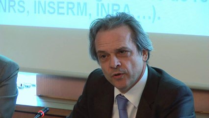 Séminaire de Sèvres 2011 : conférence de Louis Vogel