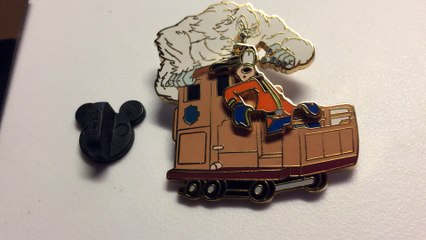 Disney Pin Review: GOLD CARD Collection Goofy Yeti Everest Animal Kingdom Limited Edition 1500