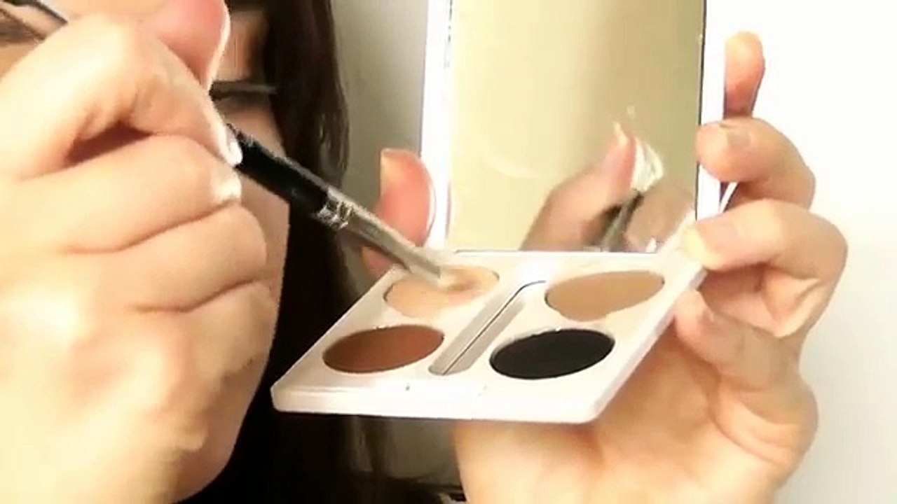 Beginner Eye Makeup Tips  Tricks 2