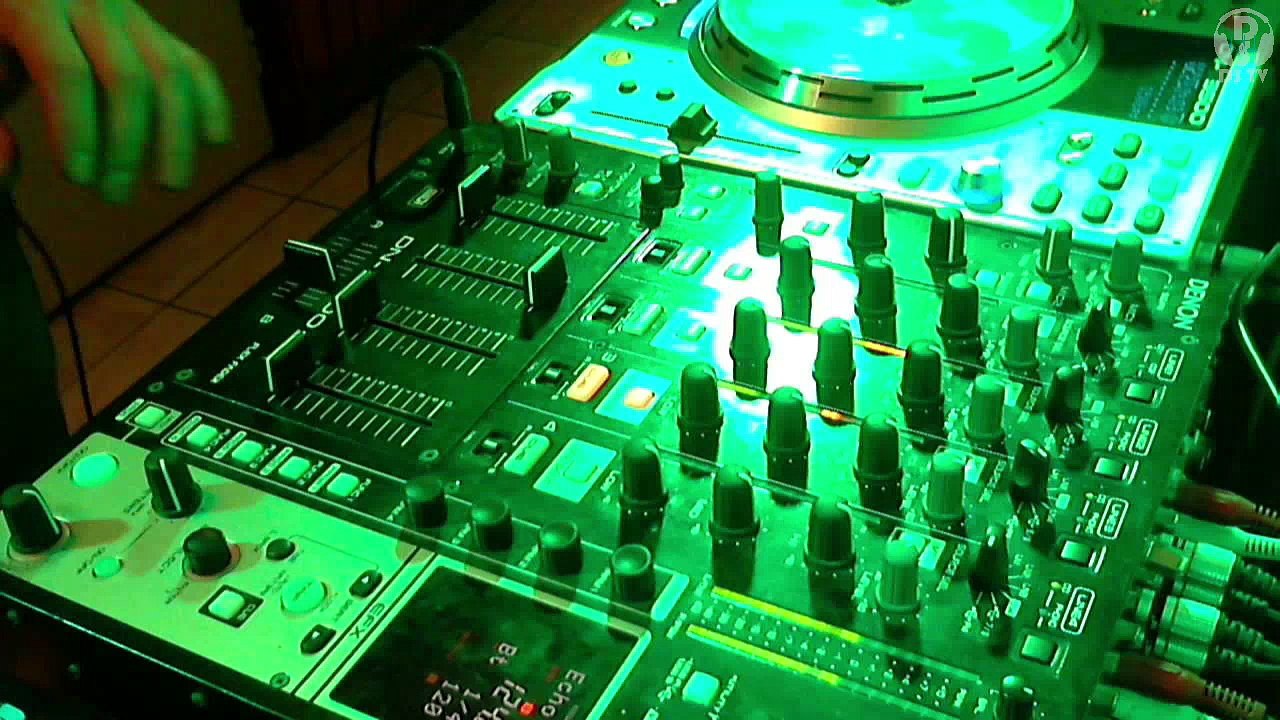 Valdi pres. Music In My Feelings 004