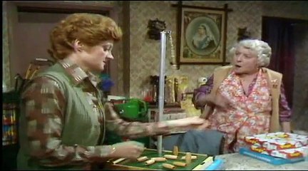 Maggie & Her. Enter A Psychologist. Series 2 Episode 3