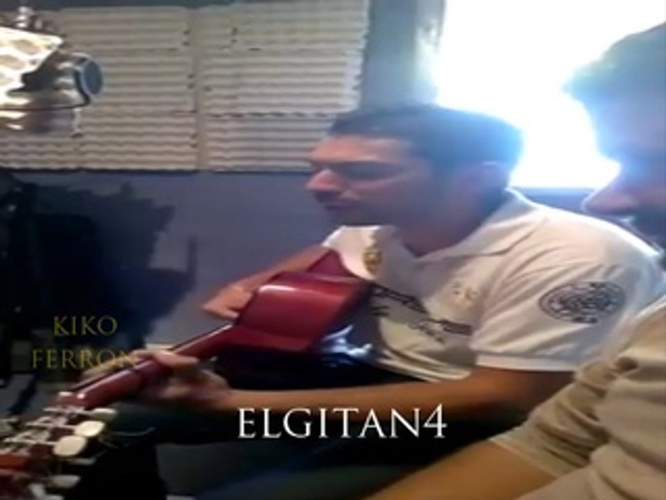 Hermano Choni cantando una bonita Alabanza