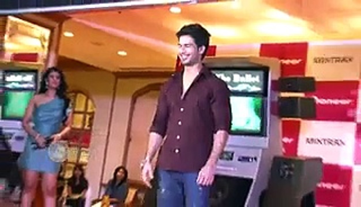 BREAKING NEWS! Shahid Kapoor to MARRY Mira Rajput