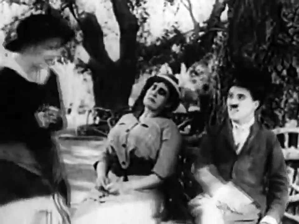 Charlie Chaplin - Getting Aquainted (1914)