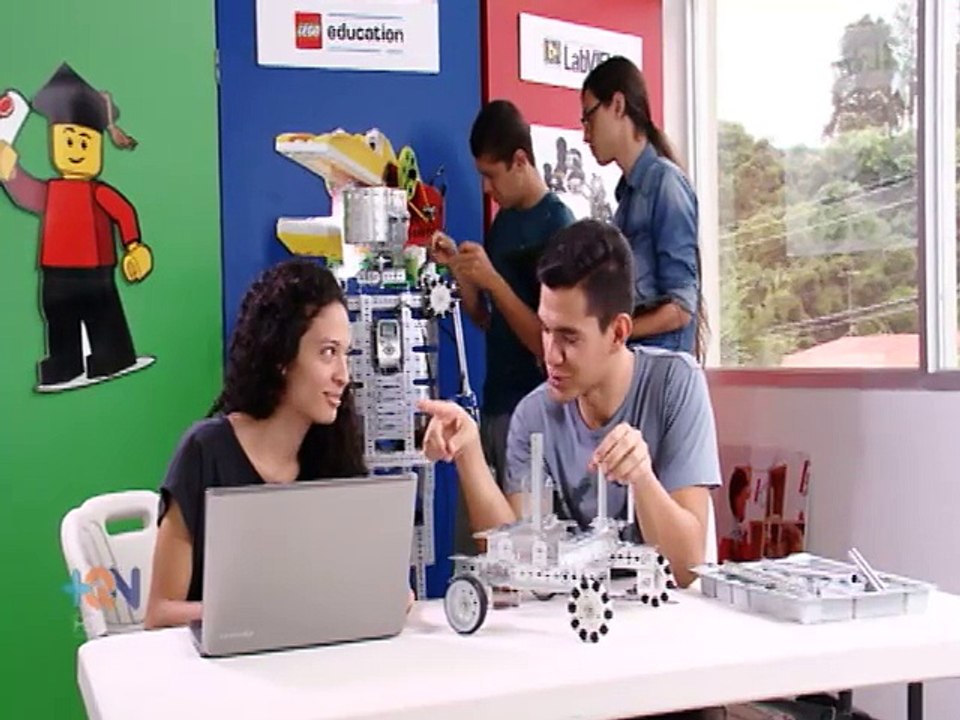 Ellos le perdieron el miedo a la robótica y triunfaron