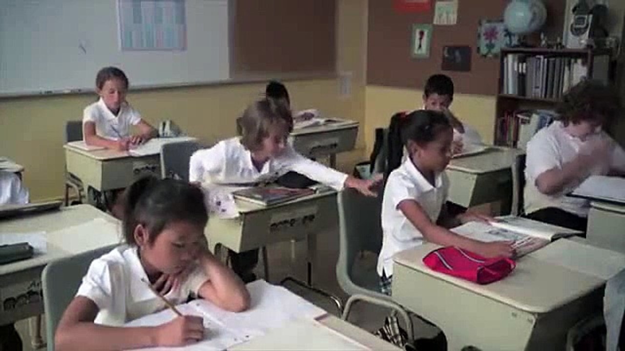 Niño enamorado de profesora