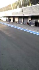 Horner saying hello to Vettel Jerez 2015