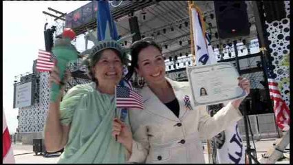 Miami Beach celebra su centenario con cien nuevos ciudadanos