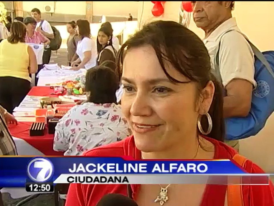 Con una feria y pruebas gratuitas, se conmemoró el Día de la lucha contra el Sida