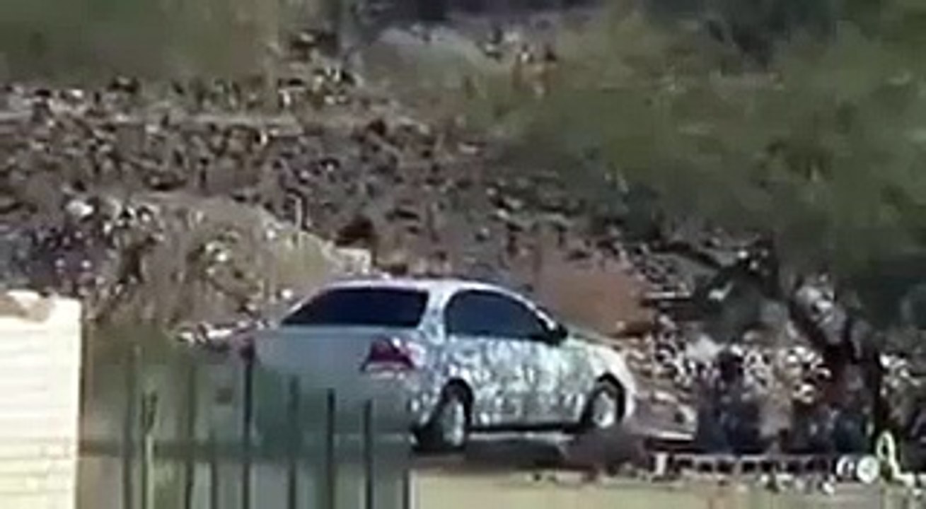 من اقوى الزوم في كاميرات السوني !!!