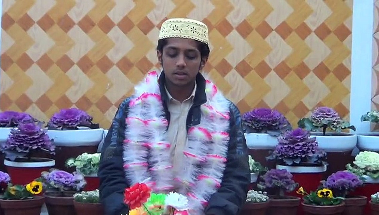 Shahanshah-e- Madina Ka Hai Dil Garveeda Garveeda (Naat)- The Kalam of Faqeer Muhammad Ramzan Kaifi (Naatia Poet) in the voice of M. Usman Ghani Malik (Naat Khawan) at Aastana Aalia Ghousia Awaisia  in Khanqah Sharief.