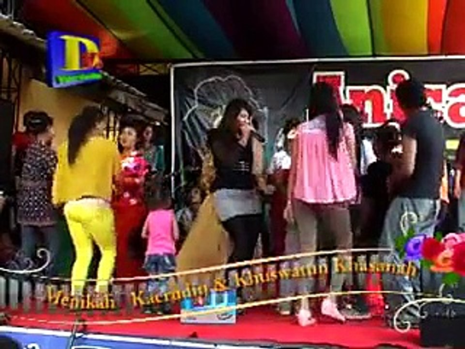 anica nada ARJUNA BUAYA dian anic live show @ lagu dangdut