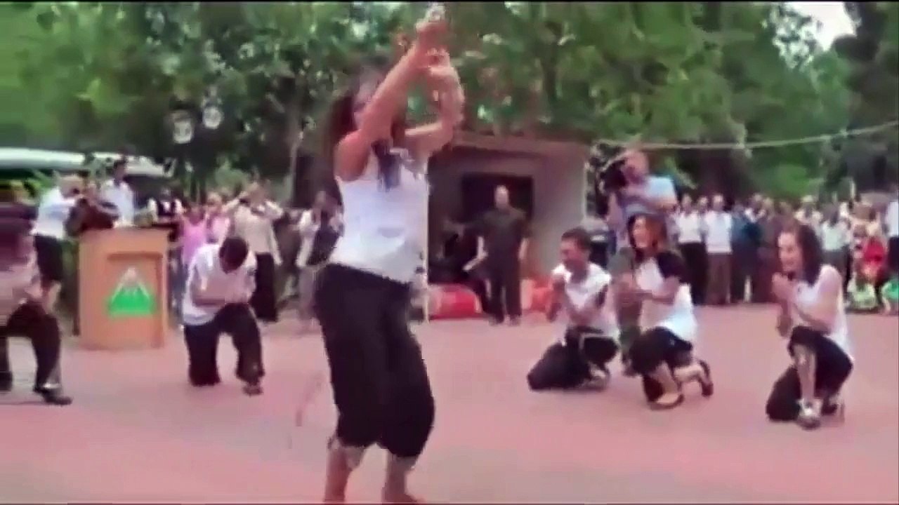 Sexy Mujra at its Best