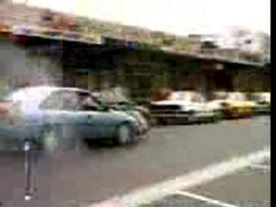 Regarder avant de traverser !!!