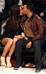 Ünlü Modelden Uçakta Cinsel İlişki İtirafı!