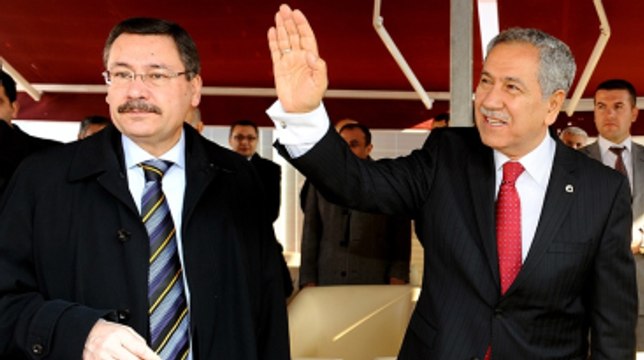 Bülent Arınç ve Melih Gökçek Arasındaki 8 Fark