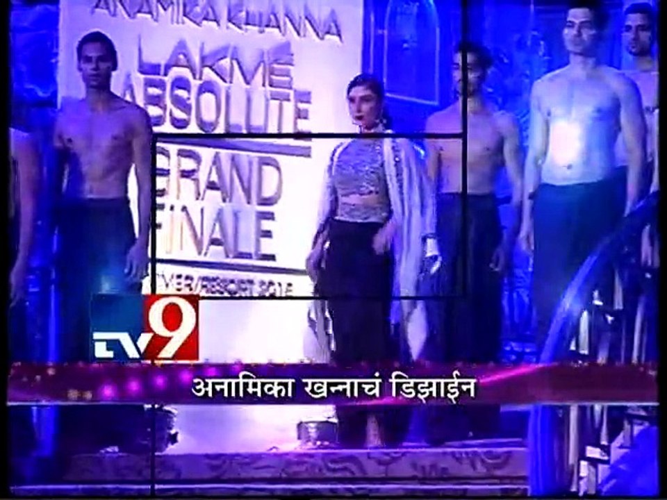 Kareena Kapoor Walks The Ramp,Lakme Fashion Week 2015-TV9