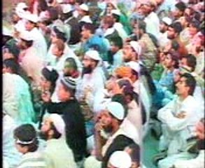 A little  boy talking very good about islam