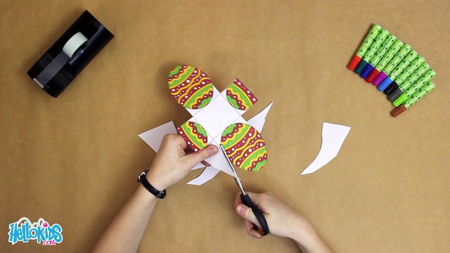 Boîtes de Pâques à colorier et découper