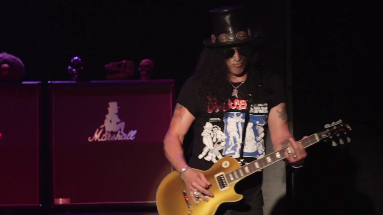 Slash featuring Myles Kennedy &The Conspirators - World On Fire (Hampton Beach, NH 07-09-2014)