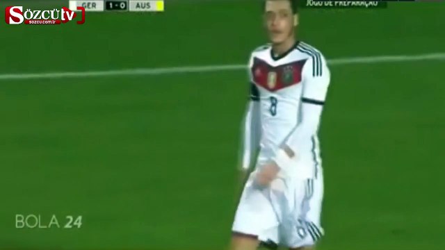 Mesut Özil'den şok küfür!
