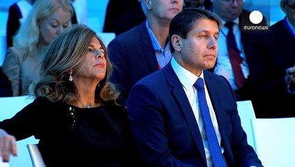 مؤتمر اقتصادي في بروكسل، دعما لخطة الاستثمار الاوروبية.