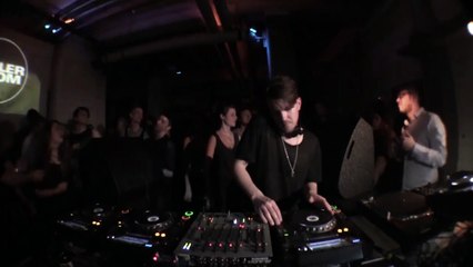 Dailymotion Exclusive - Tommy Four Seven