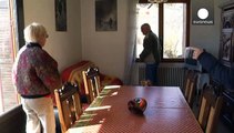 El pueblo de Seynes-les-Alpes ofrece sus casas y coches a los familiares de las víctimas