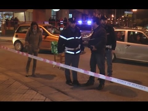 Napoli - Sparatoria a Ponticelli, ucciso pregiudicato e ferito un passante -2- (26.03.15)
