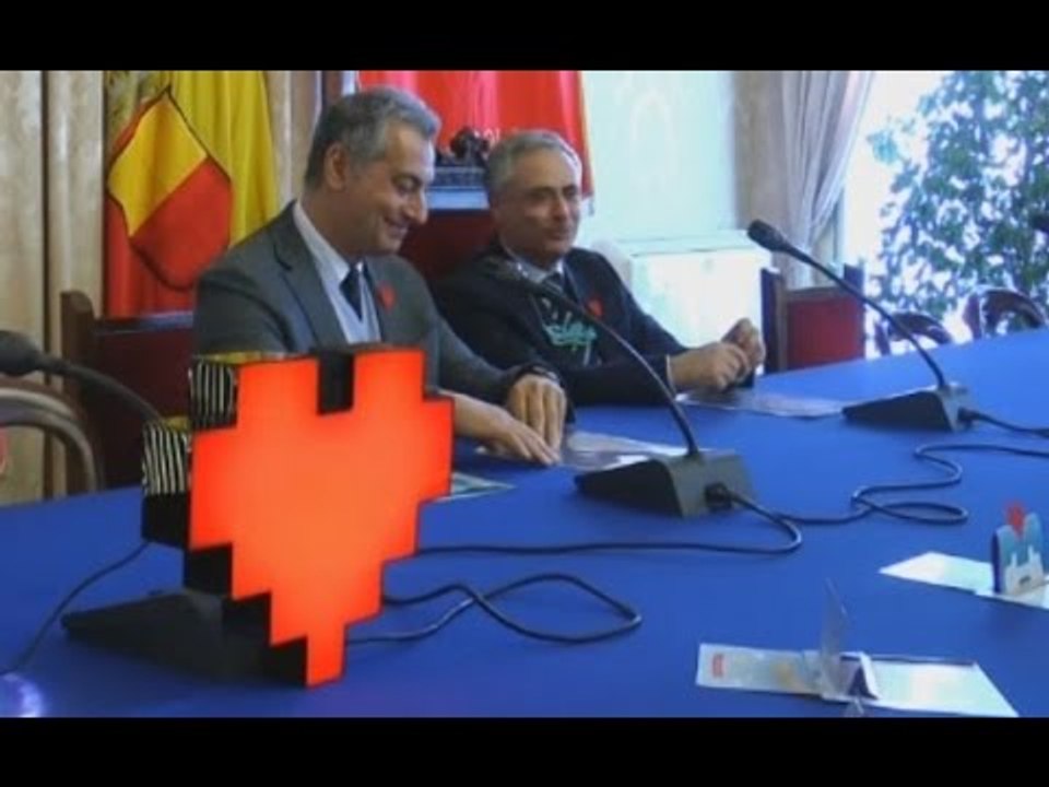 Napoli - Presentata la quarta edizione del Festival del Bacio -2- (25.03.15)