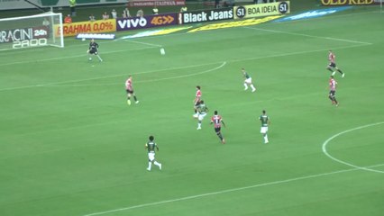 Relembre: Robinho marca golaço sobre Ceni no Allianz Parque