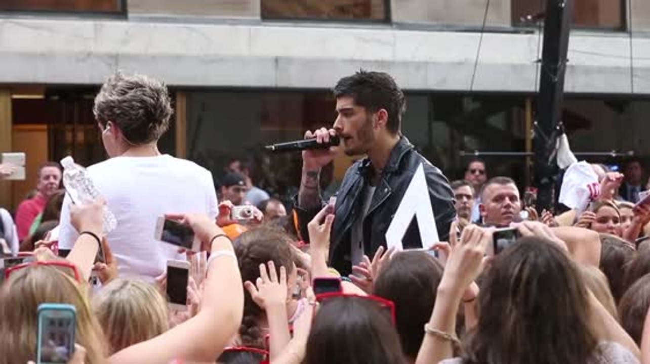 Zayn Malik's Austritt bei One Direction versetzt die Fans in Trauer