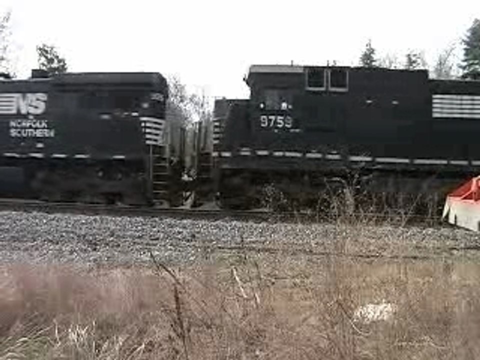 NS #753 Pulls Out.