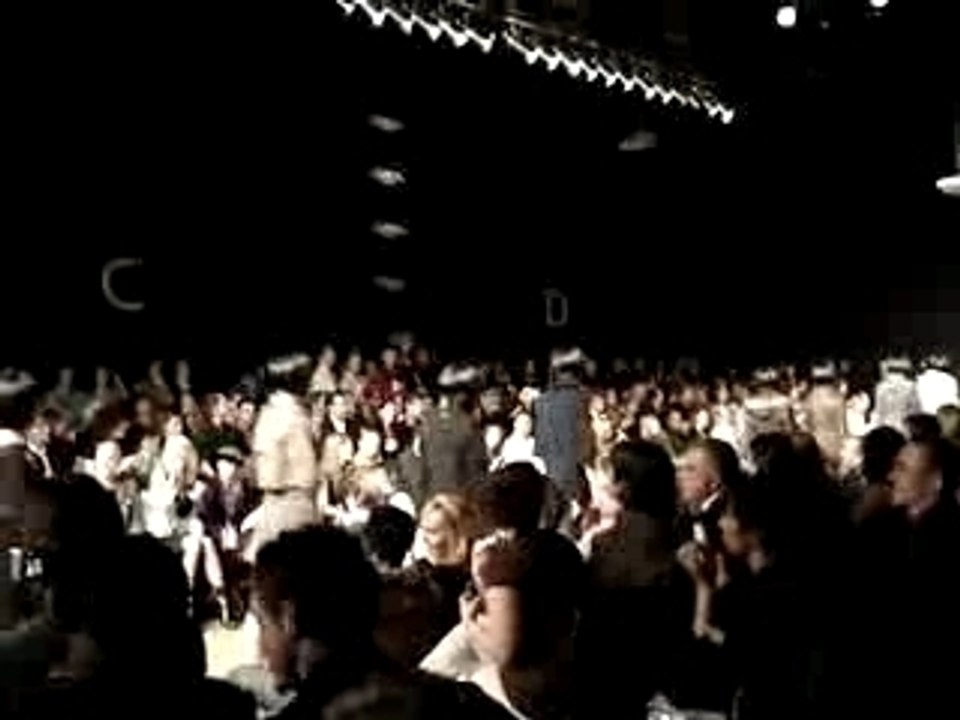 Dont tell my booker the fashion show .pa