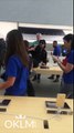 Ils sont costauds les agents de sécu de l'Apple Store !