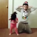 Humor: Mira lo que un padre hace cuando esta solo con su hija