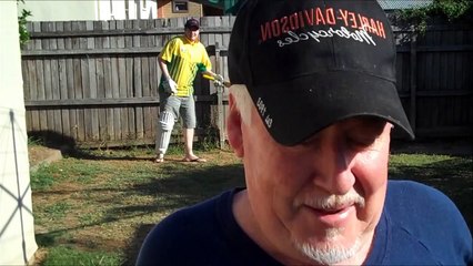 HOW TO BAT LIKE BRIAN LARA - BACKYARD CRICKET STYLE! WITH TREVOR BYERS
