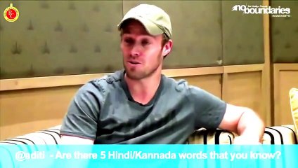 AB De Villiers sings a  song - Yeh Dosti Hum Nahin Todenge - Dailymotion